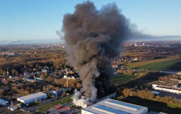 深圳市迅來(lái)通國(guó)際貨運(yùn)代理有限公司